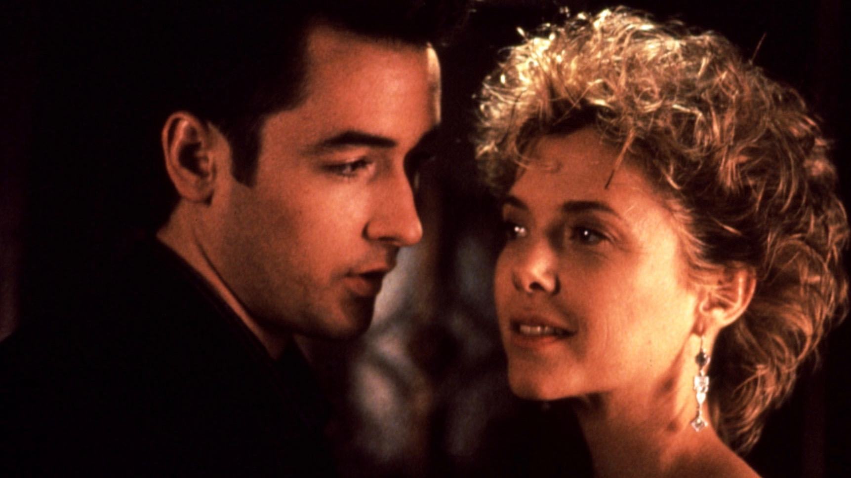 ชวนชมหนัง The Grifters บรรยายน่าสนใจ